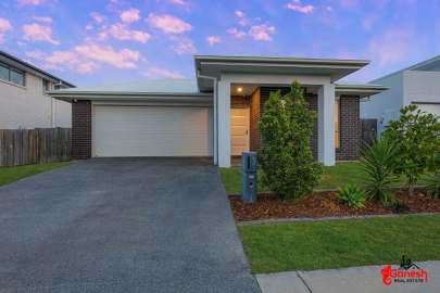 Low Maintenance House in Ripley Rentals