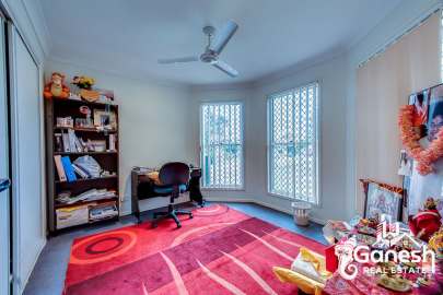 For SALE- Lakeside Family Home Show All Properties